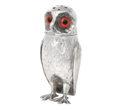 Lot 2148 - A Victorian Silver Novelty Pepperette