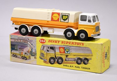 Lot 3337 - Dinky 944 Leyland Shell-BP Tanker