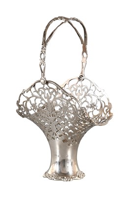 Lot 27 - An Edward VII Silver Basket