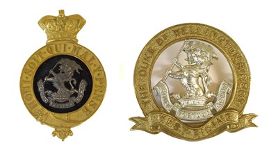 Lot 59 - A Victorian Officer's Glengarry Badge to the...