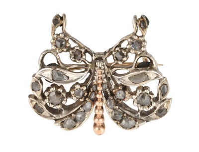 Lot 2456 - A Mid Victorian Diamond Brooch the stylised...