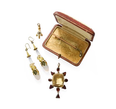Lot 227 - A Small Quantity of Jewellery, including a...