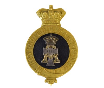 Lot 64 - A Victorian Officer's Glengarry Badge to...