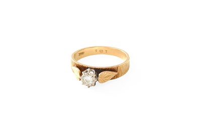 Lot 261 - A Diamond Solitaire Ring, the round brilliant...