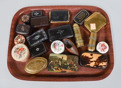 Lot 128 - A Collection of Snuff Boxes, etc. mainly 19th...