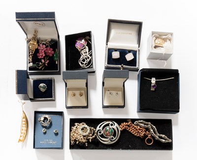 Lot 275 - A Quantity of Jewellery, including a pair of...