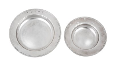 Lot 2219 - An Elizabeth II Silver Dish