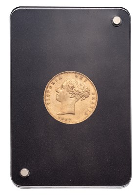 Lot 172 - Victoria, Half Sovereign 1867, die no. 11,...
