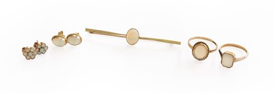 Lot 375 - A Small Quantity of Opal Jewellery, including...