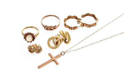 Lot 372 - A Small Quantity of Jewellery, including a 9...