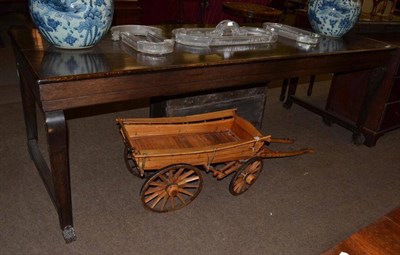 Lot 474 - An oak refectory table