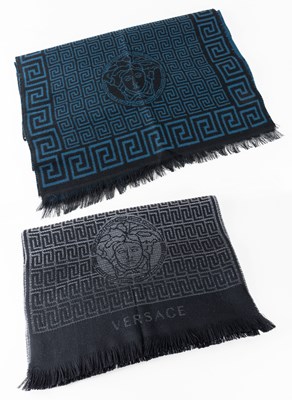 Lot Gianni Versace Wool Scarf in black and silver...