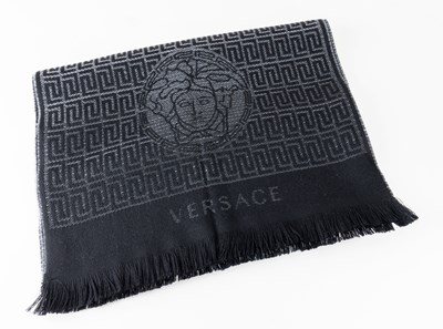 Lot 1000 - Gianni Versace Wool Scarf in black and silver...
