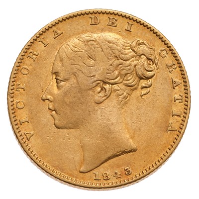 Lot 134 - Victoria, Sovereign 1843, (Marsh 26, S.3852),...