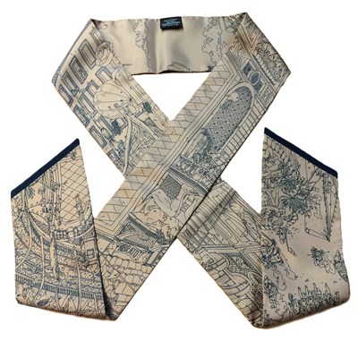 Lot 1075 - A Hermès Silk 'Le Grand Prix du Faubourg' Maxi...