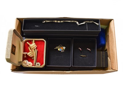 Lot 313 - A Quantity of Jewellery, including a pair of...