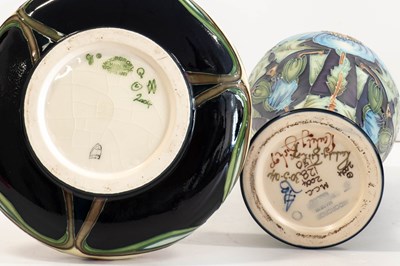Lot 515 - Modern Moorcroft Pottery Florian Dream Pattern...