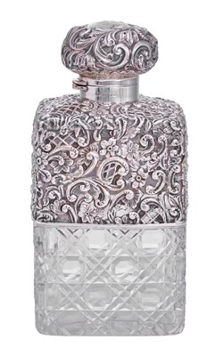 Lot 51 - An Edward VII Silver-Mounted Cut-Glass Scent-Bottle