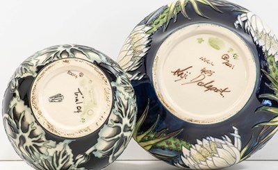 Lot 527 - Modern Moorcroft Pottery Queen of the Night...