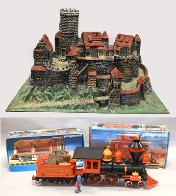 Lot 3308 - Hausser/Elastolin Plastic Castle