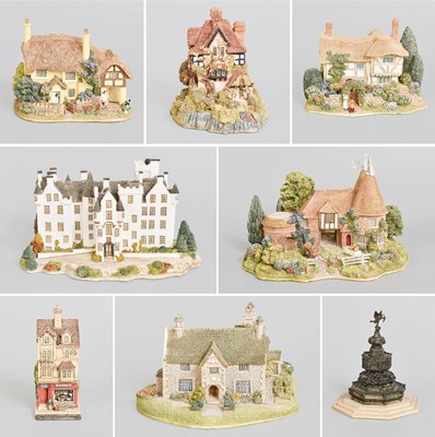 Lot Lilliput Lane: approximately 50 various boxed...