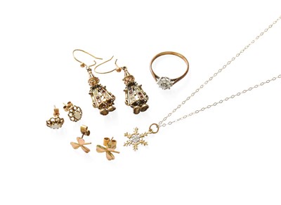 Lot 274 - A Small Quantity of Jewellery, including a 9...