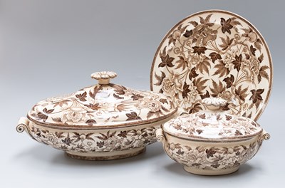 Lot 86 - A Wedgwood Earthenware Dinner Service, Late...