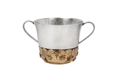 Lot An Elizabeth II Parcel-Gilt Silver Porringer
