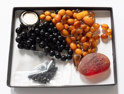 Lot 331 - A Small Quantity of Jewellery, including two...