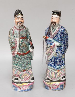 Lot 125 - A Pair of Chinese Porcelain Famille Rose...