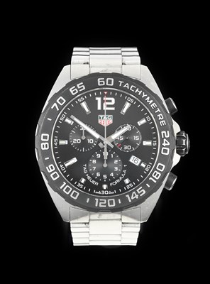 Lot 2389 - Tag Heuer: A Stainless Steel Calendar...