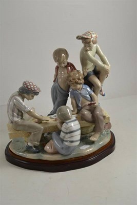 Lot 91 - Nao figural group 'The Card Players'