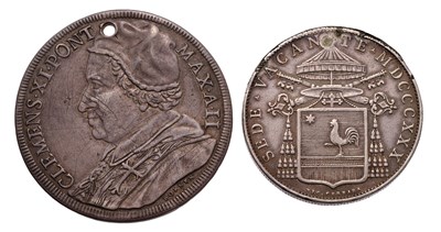 Lot 109 - Italy, Papal States, Piastra 1702, obv. Bust...