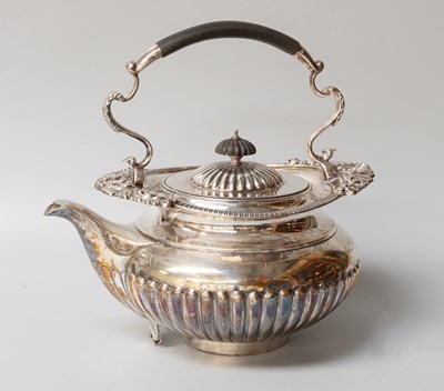 Lot 25 - An Edward VII Silver Kettle, by Walter and...