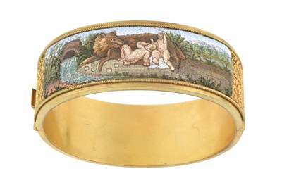 Lot 2262 - A Hinged Bangle, circa 1880-1900 the bangle...