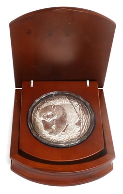 Lot 414 - China, One Kilo Fine Silver Proof Coin 2001,...
