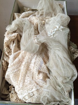 Lot 1121 - Assorted Lace, comprising an Irish crochet...