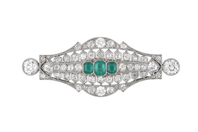 Lot 2316 - An Art Deco Emerald and Diamond Brooch the...