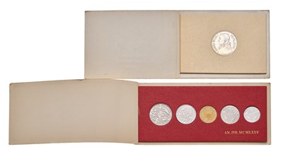 Lot 112 - Italy, Papal States, Assorted Coinage,...