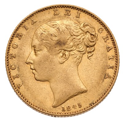 Lot 21 - Victoria, Sovereign 1845, spread 45 in date,...