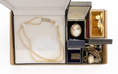 Lot 490 - A Small Quantity of Jewellery, including a...