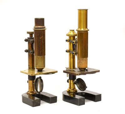 Lot 122 - E Leitz Microscope