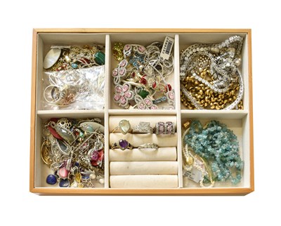 Lot 228 - A Quantity of Jewellery, including a 9 carat...