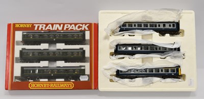 Lot 3246 - Hornby (China) OO Gauge R2073 Diesel Multiple Unit