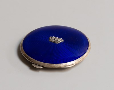 Lot 189 - A Silver and Enamel Compact, circular, the...