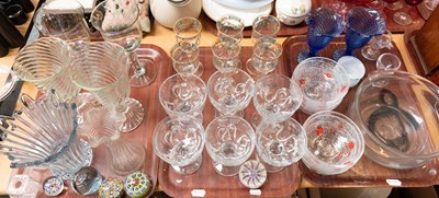 Lot 264 - A Collection of Mixed 20th Century Glass,...