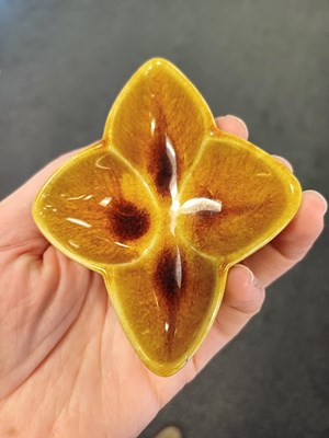 Lot 560 - A Linthorpe Pottery Dish, shape No.951,...