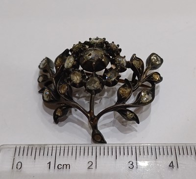 Lot 2084 - A Diamond Brooch
