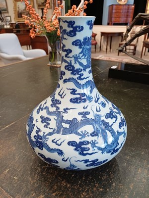 Lot 14 - A Chinese Porcelain Bottle Vase, Jiaqing reign...