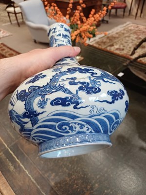 Lot 14 - A Chinese Porcelain Bottle Vase, Jiaqing reign...